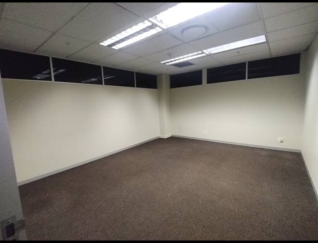 154M² BUILDING TO LET IN CAPE TOWN CITY CENTRE